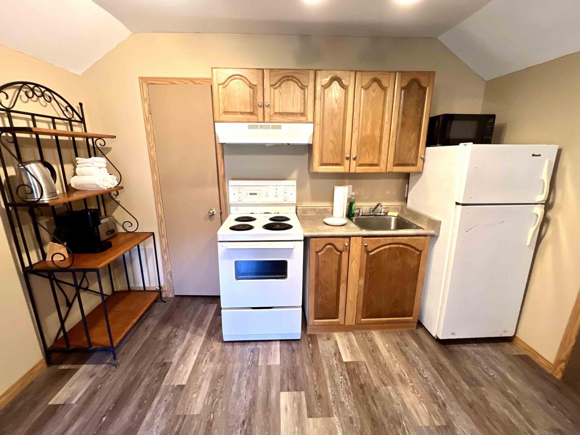 High Falls Bay Cottages, Camping & Waterpark Bracebridge Eksteriør billede